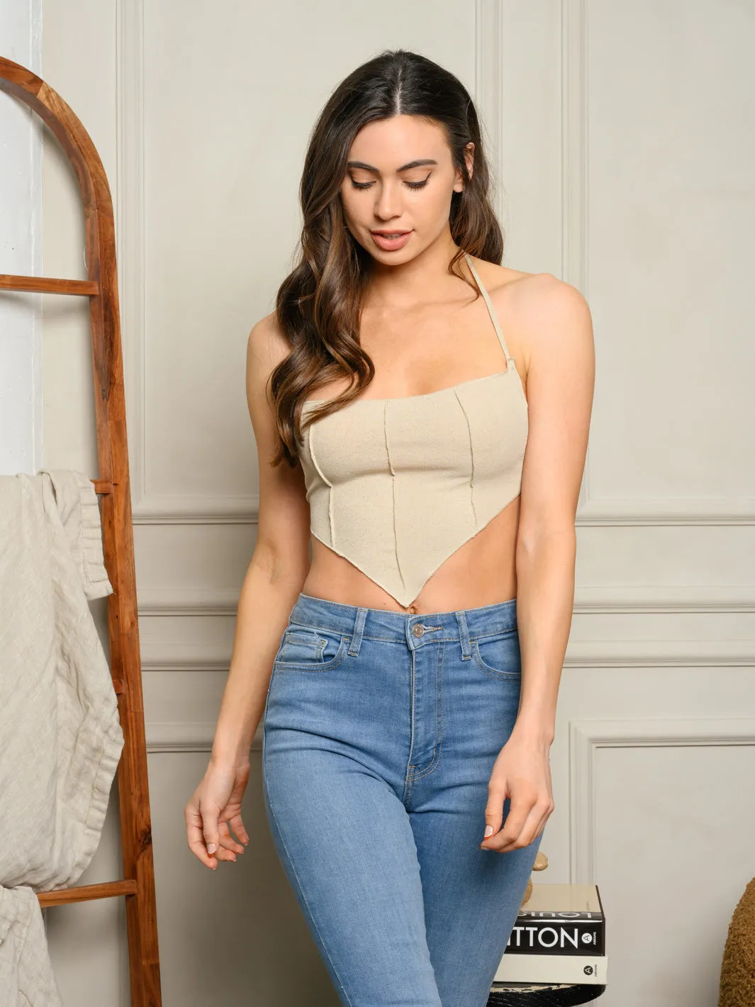 WOMEN'S SLEEVELESS OPEN BACK CROP TOP