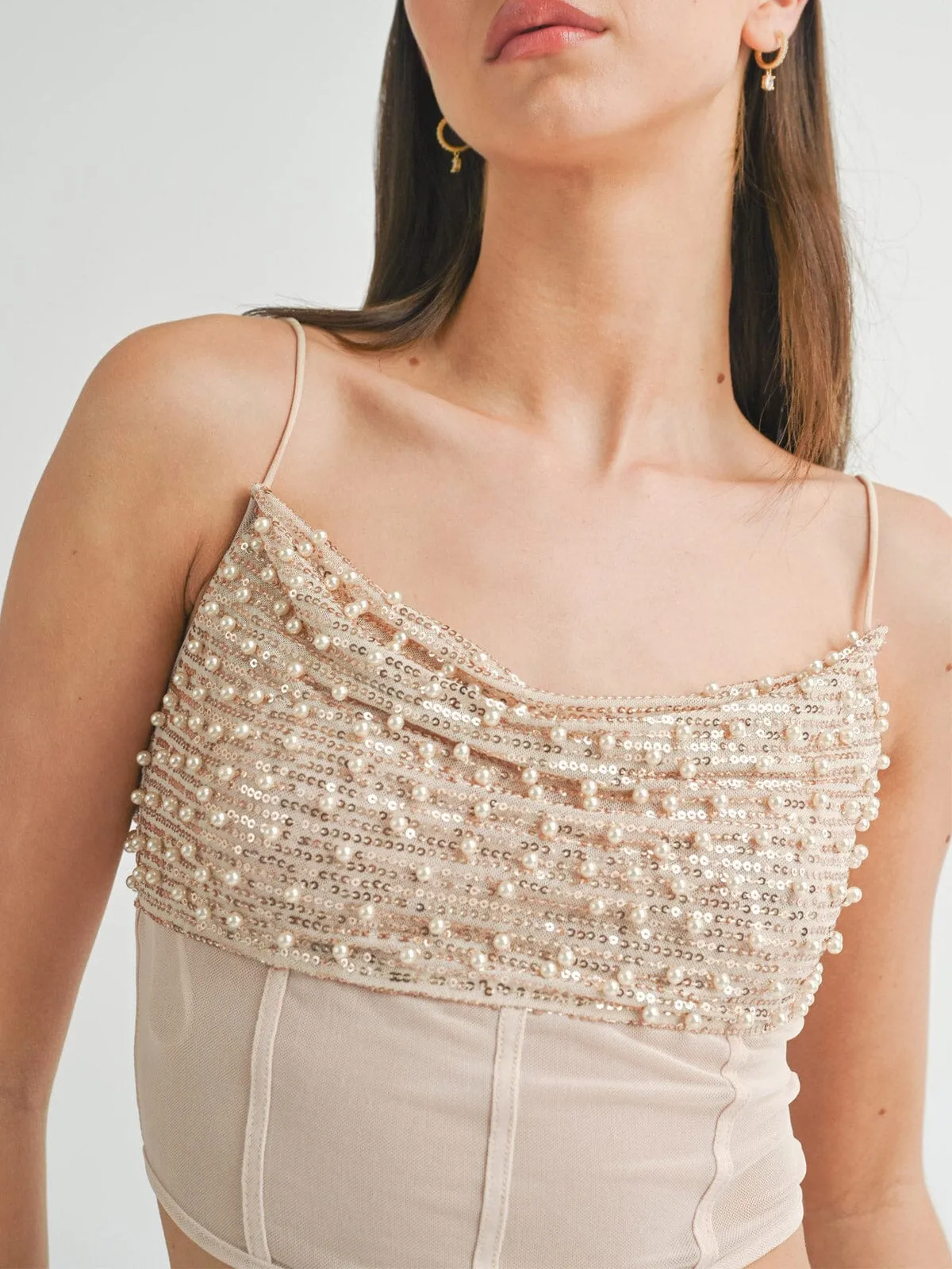 WOMEN'S SLEEVELESS SEQUINS PEARL MESH CROP TOP
