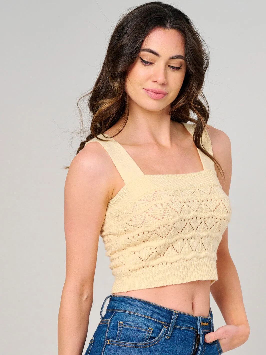 WOMEN'S SLEEVELESS SQUARE NECK KNIT CROP TOP