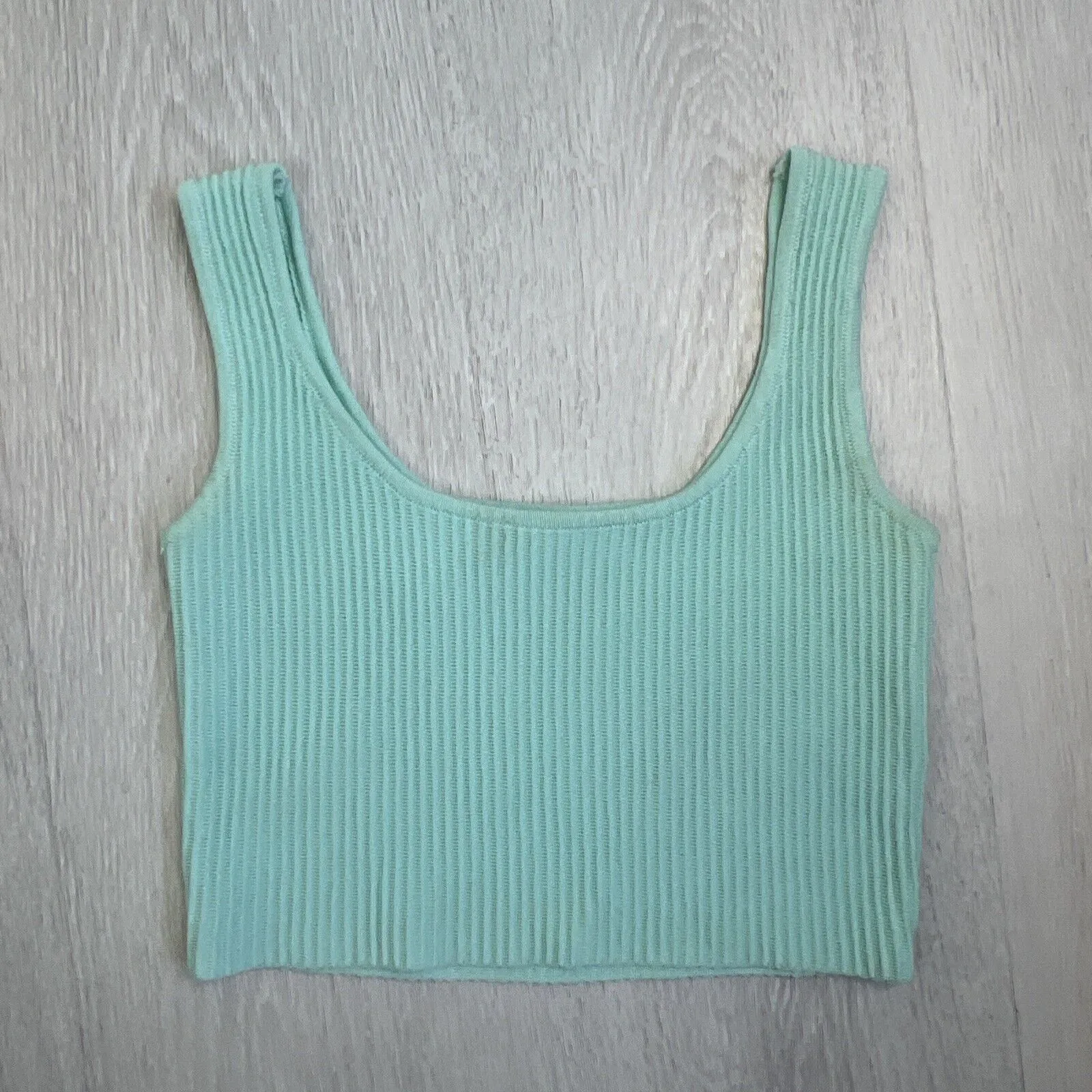 Womens Tank & T-Shirt Bundle Size XS-S (Cotton On, Supre, Uniqlo, Forever New)